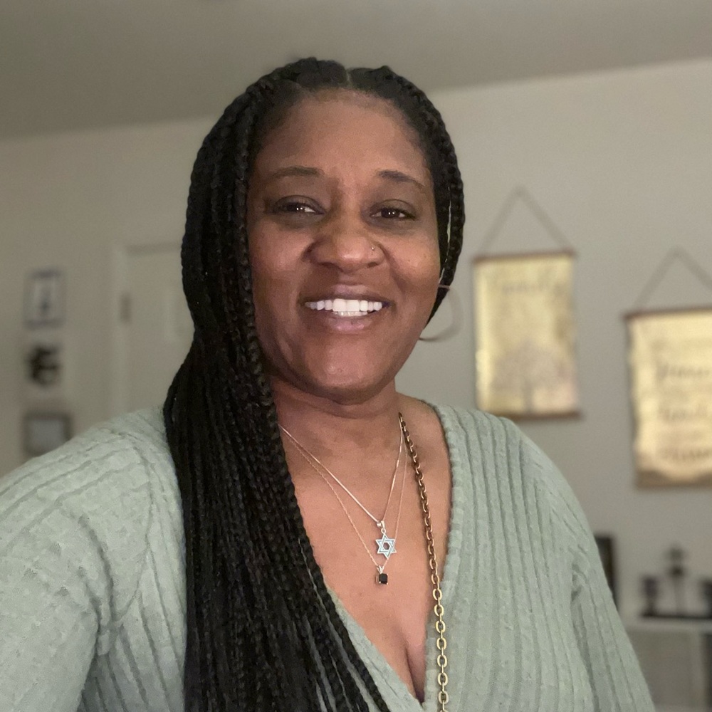 Meet your Posher poet, Donna Michelle